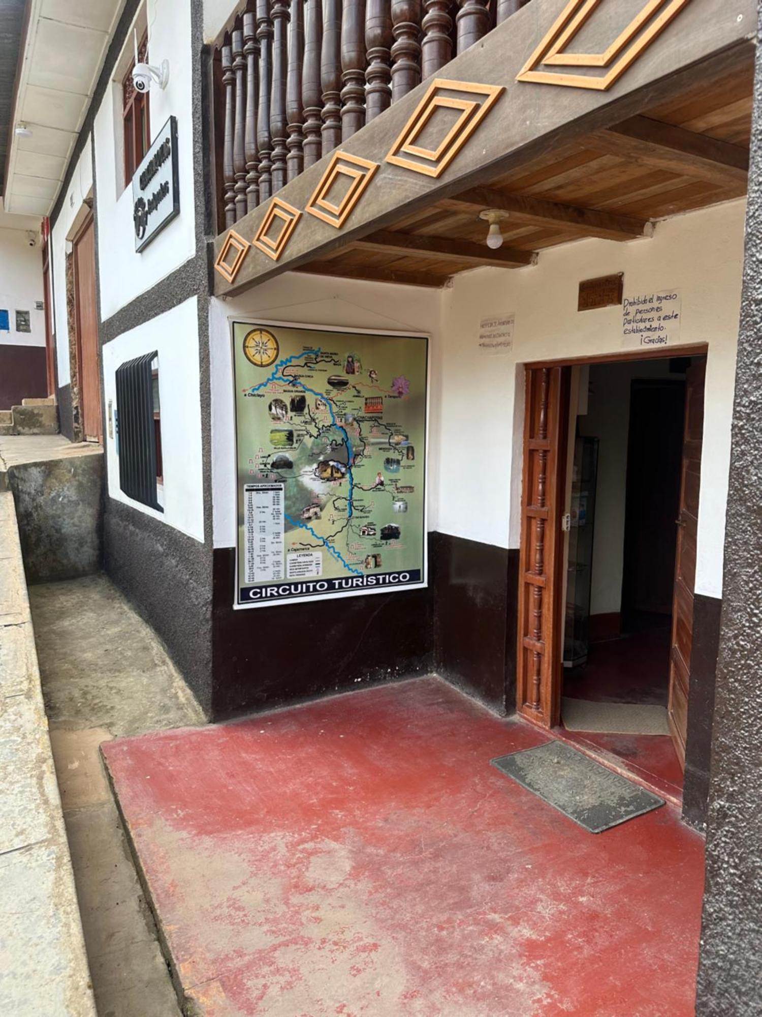 Aventura Chachapoyas Backpackersホステル エクステリア 写真